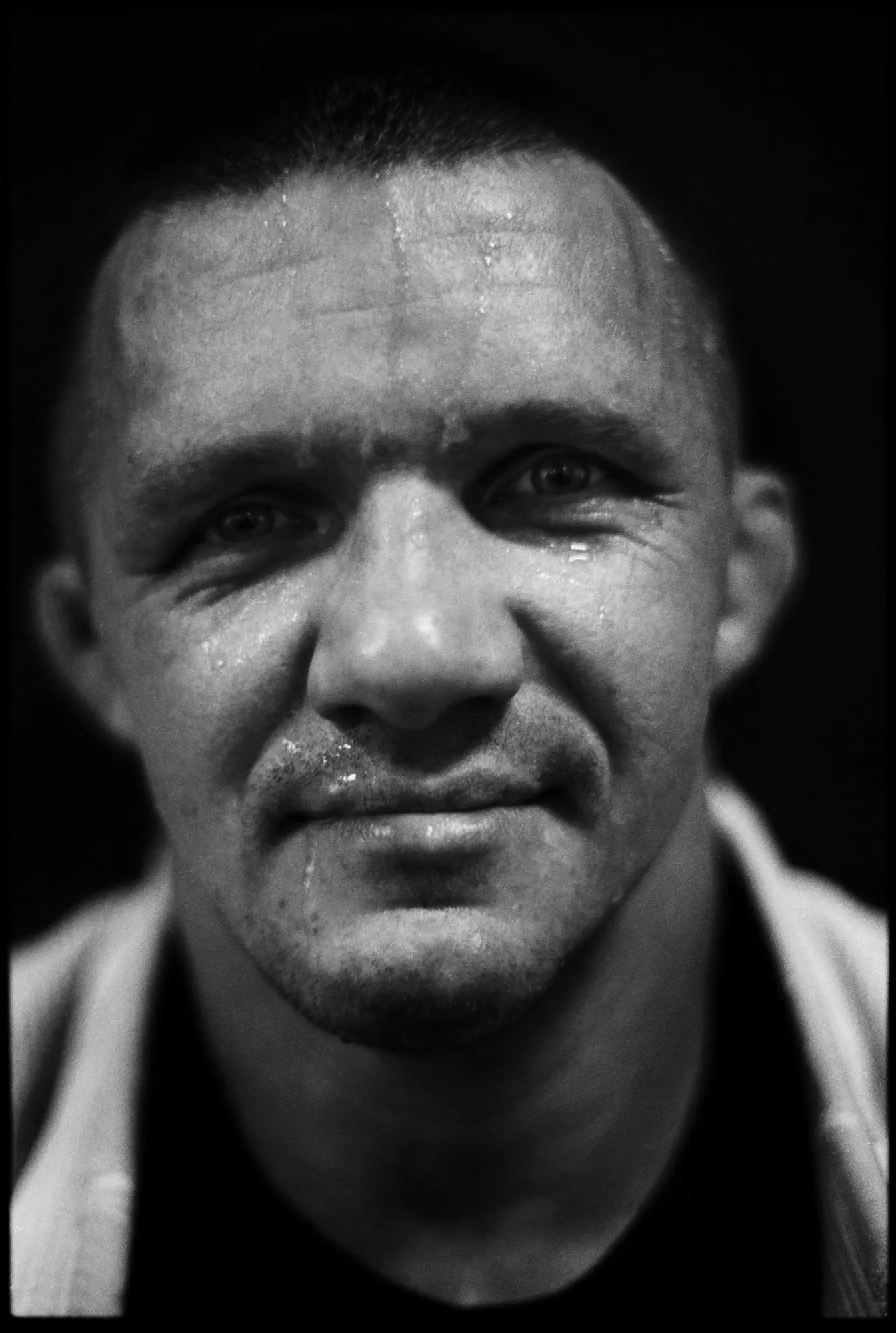 ON THE MAT - Image 10