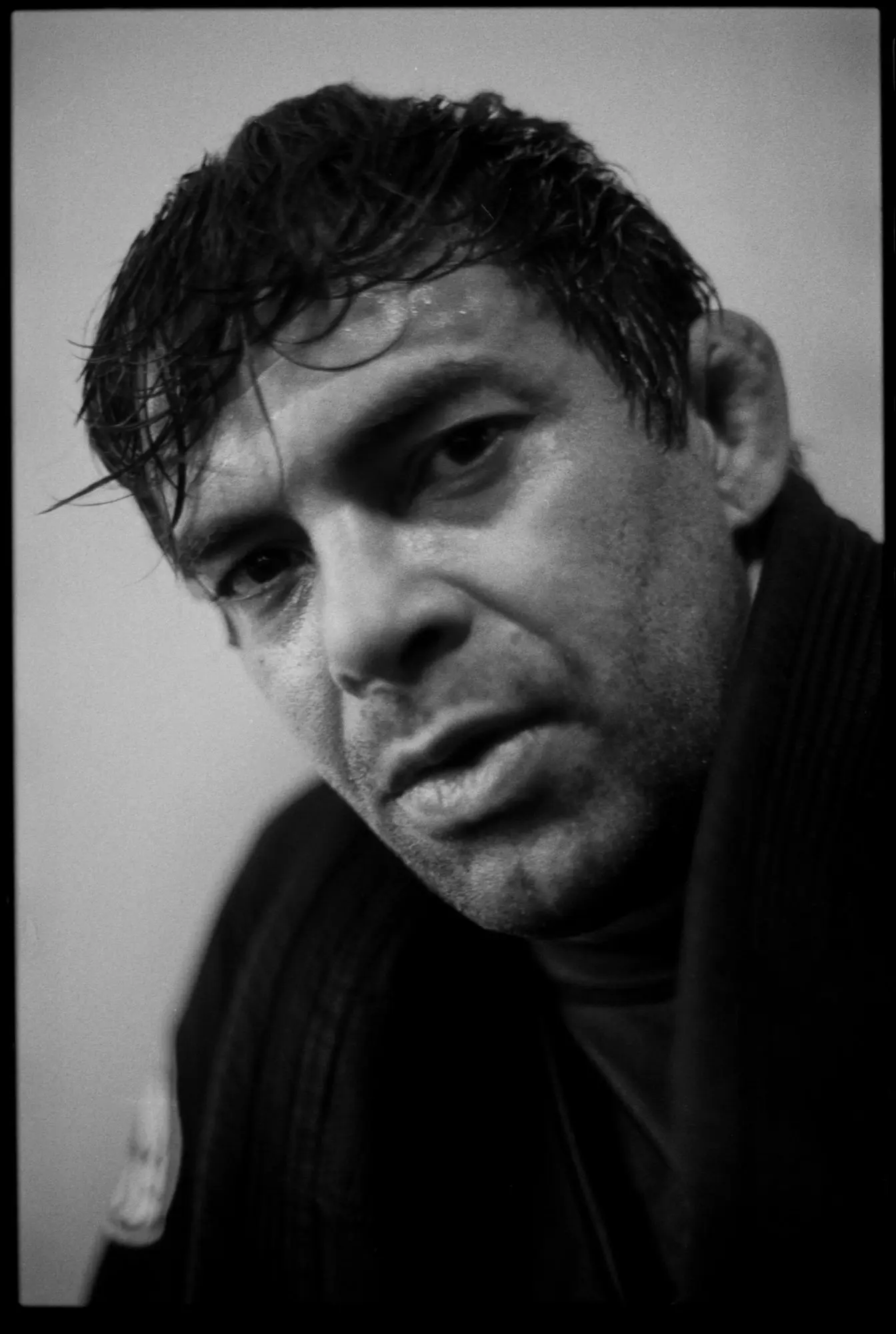 ON THE MAT - Image 11