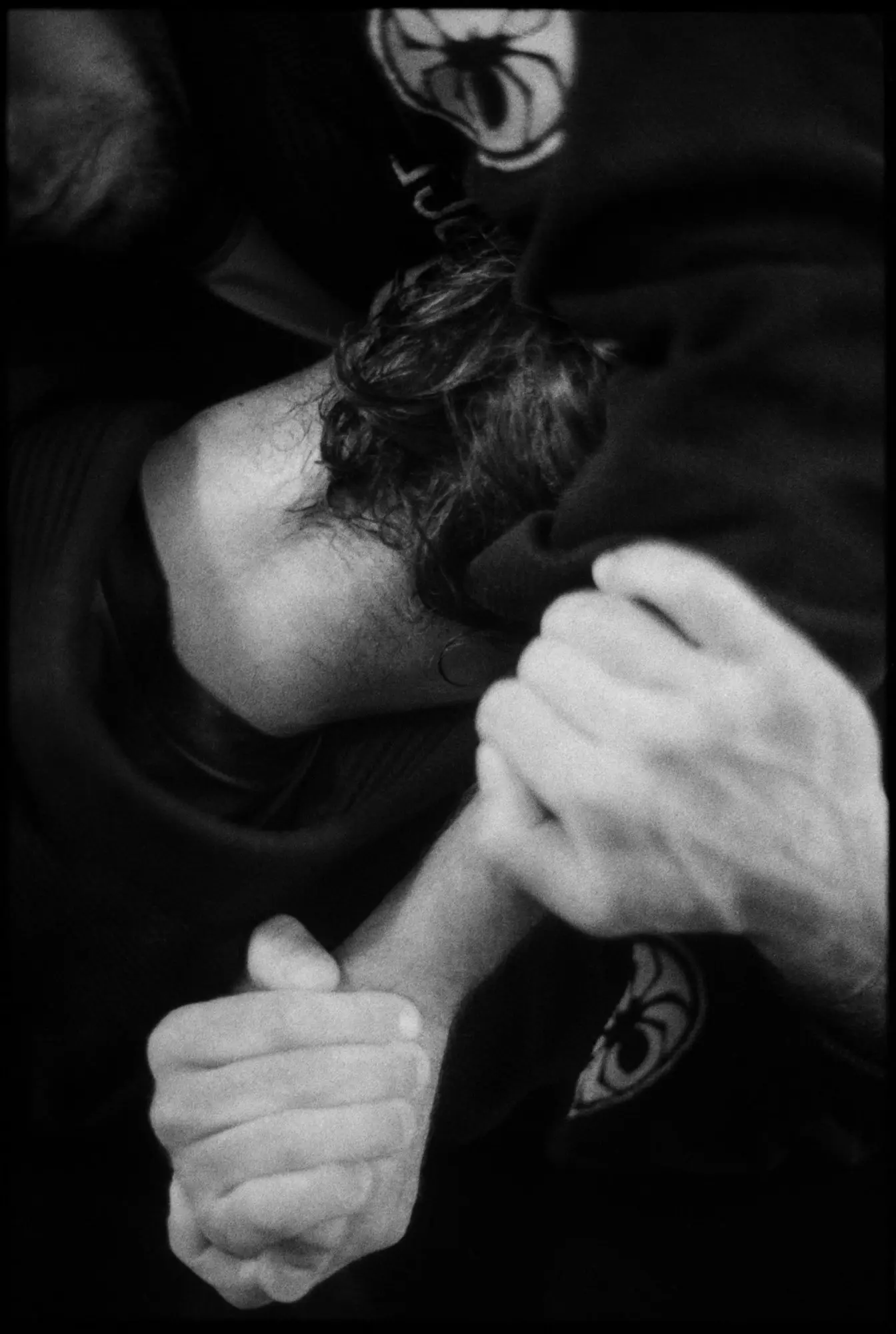 ON THE MAT - Image 21