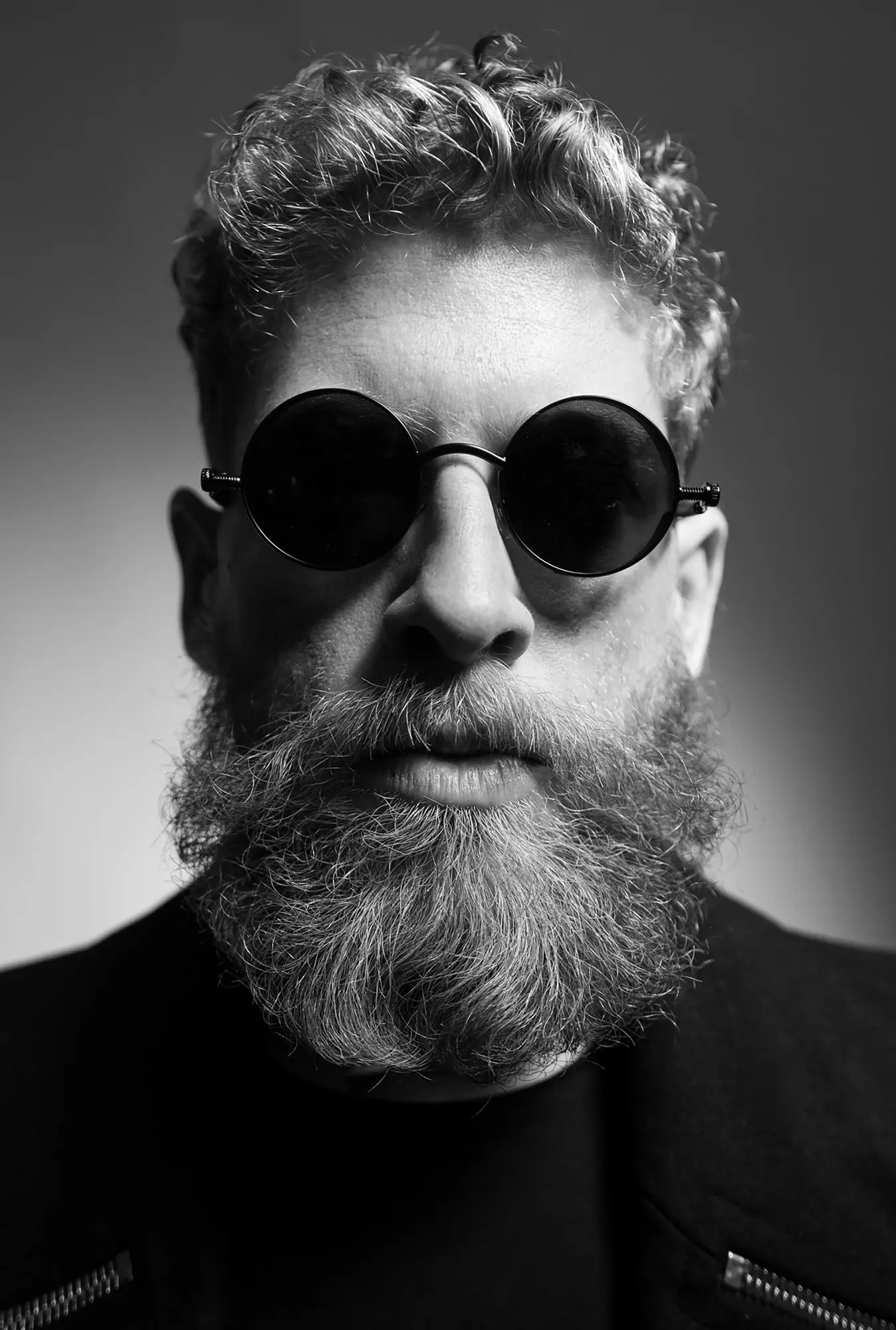 PORTRAITS - Image 17